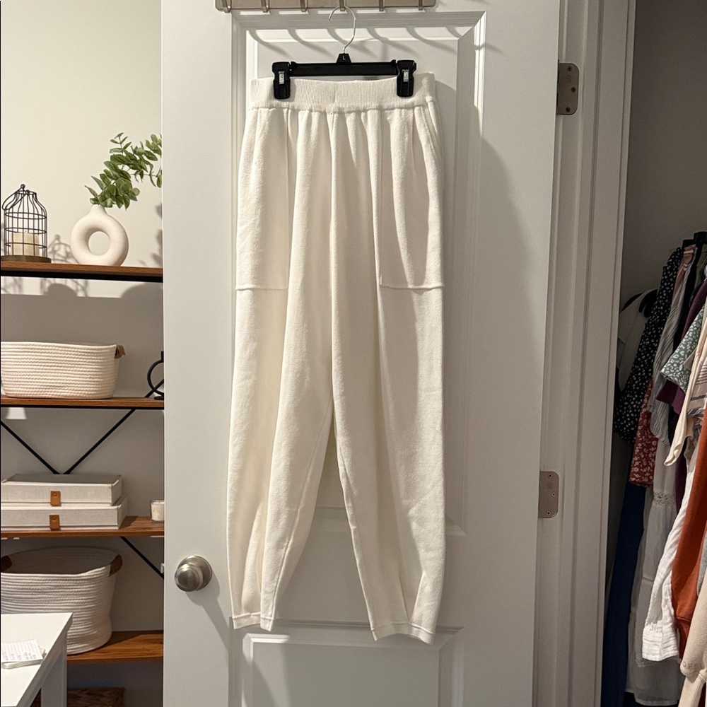 Amazon Women's Cream Pants